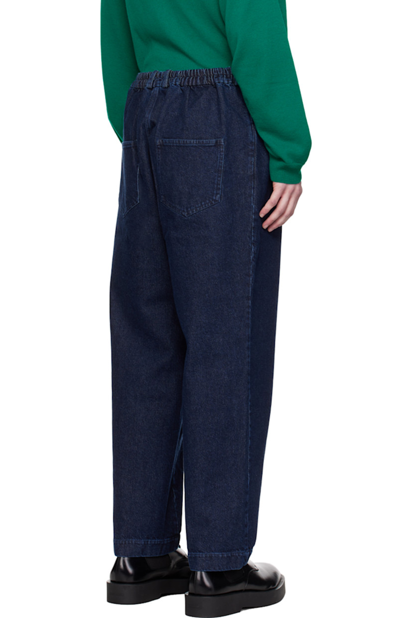 Non-stretch BCI-certified cotton denim jeans. Fading throughout.

· High-rise
· Belt loops at partially elasticized waistband
· Five-pocket styling
· Zip-fly

Supplier color: Indigo