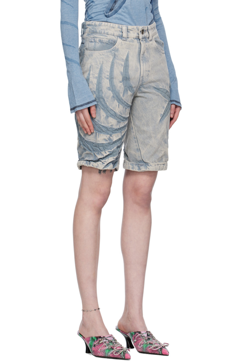 Non-stretch denim shorts. Fading, subtle distressing, and creasing throughout. 

· Belt loops
· Five-pocket styling
· Zip-fly

Available exclusively at SSENSE. 

Supplier color: Ghostly blue