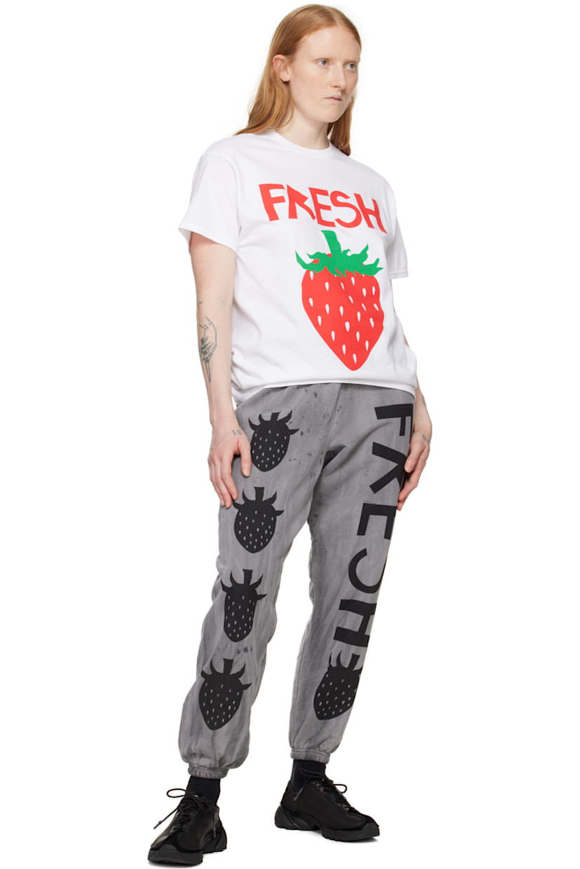 Handcrafted cotton- and polyester-blend fleece lounge pants. 

· Fading, paint splatter effect, and graphics printed throughout
· Elasticized waistband and cuffs

Each item is unique. Please note that finishings may vary.

Supplier color: Dirty charcoal