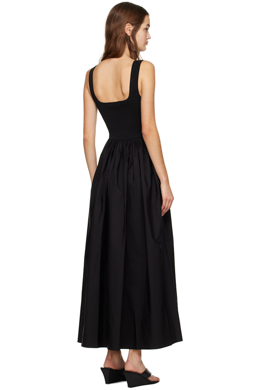 Knit stretch FSC-certified viscose-blend and BCI-certified organic cotton poplin dress.

· Paneled construction
· Square neck
· Gathering at waist
· Fixed shoulder straps
· Unlined

Supplier color: Black
