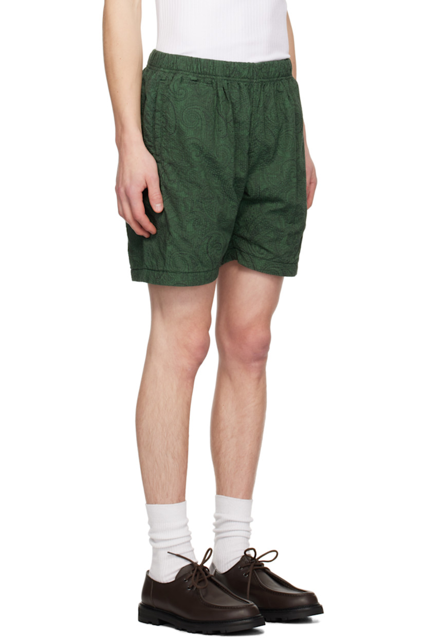 Overdyed cotton seersucker shorts. Paisley pattern printed throughout.

· Concealed drawstring at elasticized waistband
· Five-pocket styling
· Full twill lining

Supplier color: Green