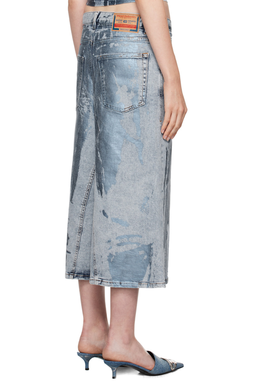 Foil-coated stretch cotton denim midi skirt. Distressing throughout.

· Paneled construction
· Belt loops
· Five-pocket styling
· Logo graphic embroidered at coin pocket
· Zip-fly
· Jacron logo patch at back waistband

Supplier color: Blue