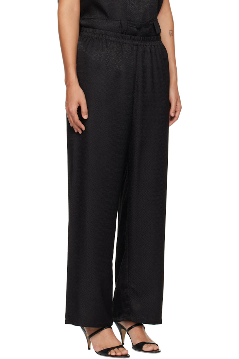 Viscose-blend damask pyjama top. Jacquard pattern throughout.

· Stand collar
· Button closure
· Flap pockets
· Cap sleeves

Straight-leg viscose-blend damask pyjama pants.

· Jacquard pattern throughout
· Elasticized waistband

Supplier color: Black