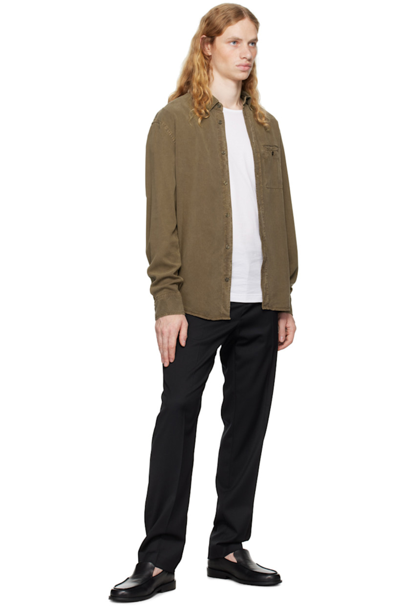 TENCEL™ lyocell twill shirt.

· Relaxed-fit
· Button-down spread collar
· Button closure
· Patch pocket
· Shirttail hem
· Adjustable single-button barrel cuffs
· Locker loop at back yoke

Supplier color: Dark sage