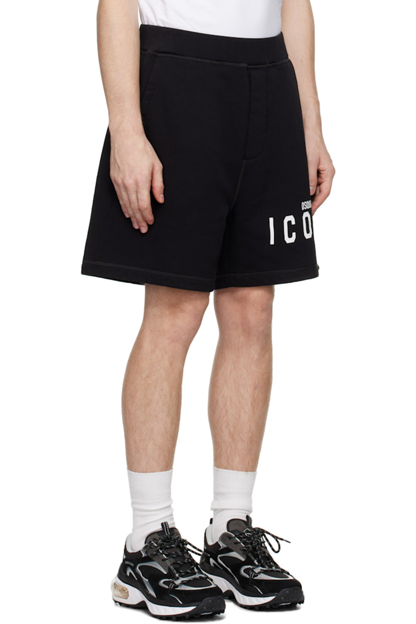 Cotton fleece shorts.

· Elasticized waistband
· Four-pocket styling
· Mock-fly
· Logo and text printed at leg

Supplier color: Black