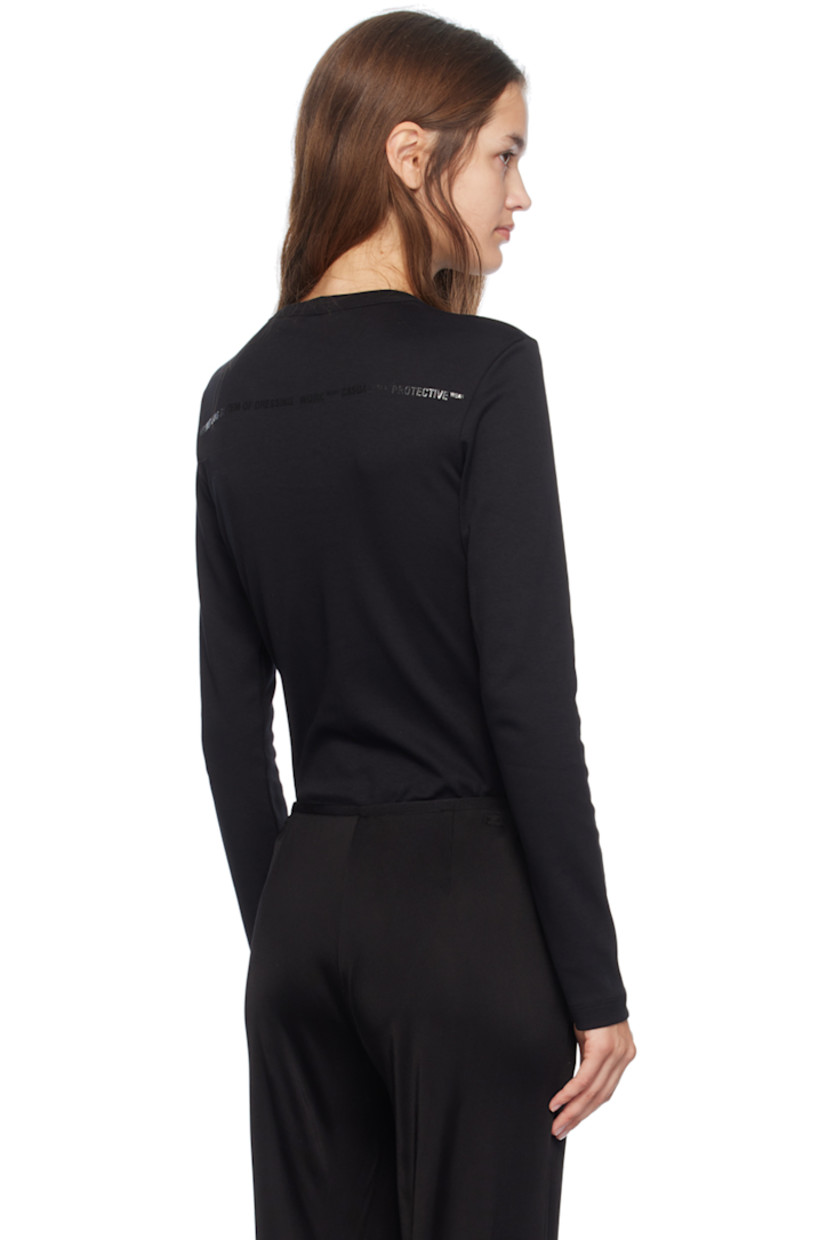 Slim-fit cotton jersey T-shirt.

· Rib knit crewneck
· Logo and text printed at back

Supplier color: Black