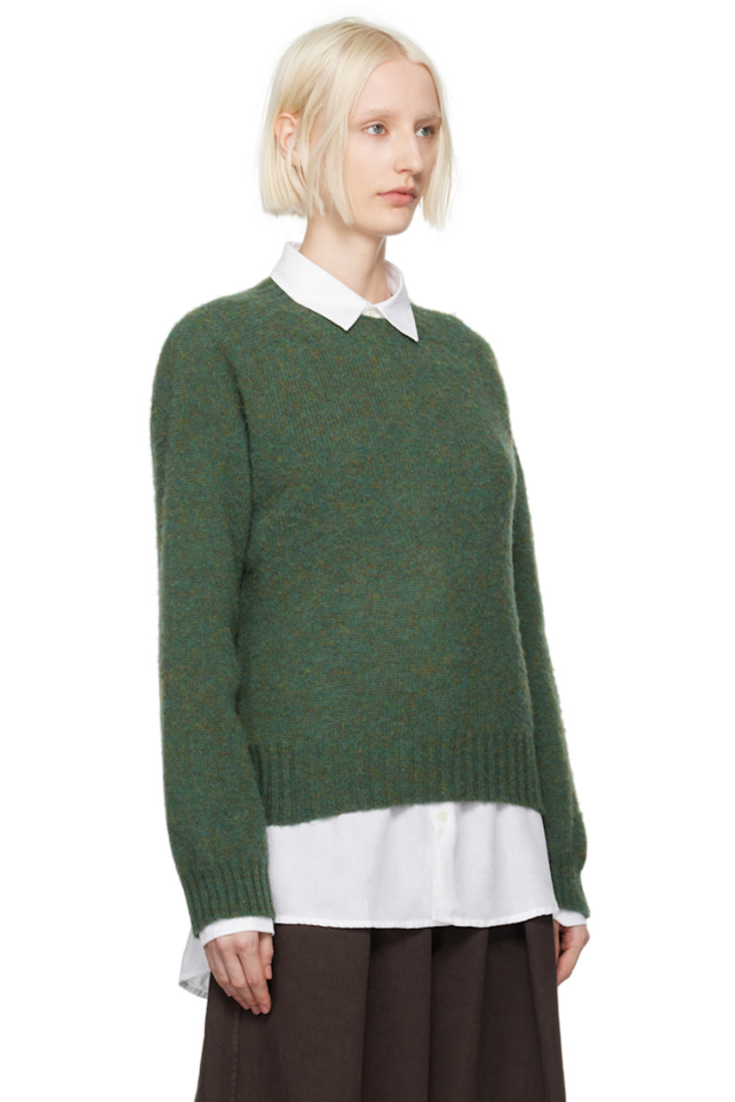 Brushed knit lambswool sweater.

· Seamless construction
· Rib knit crewneck, hem, and cuffs

Supplier color: Green