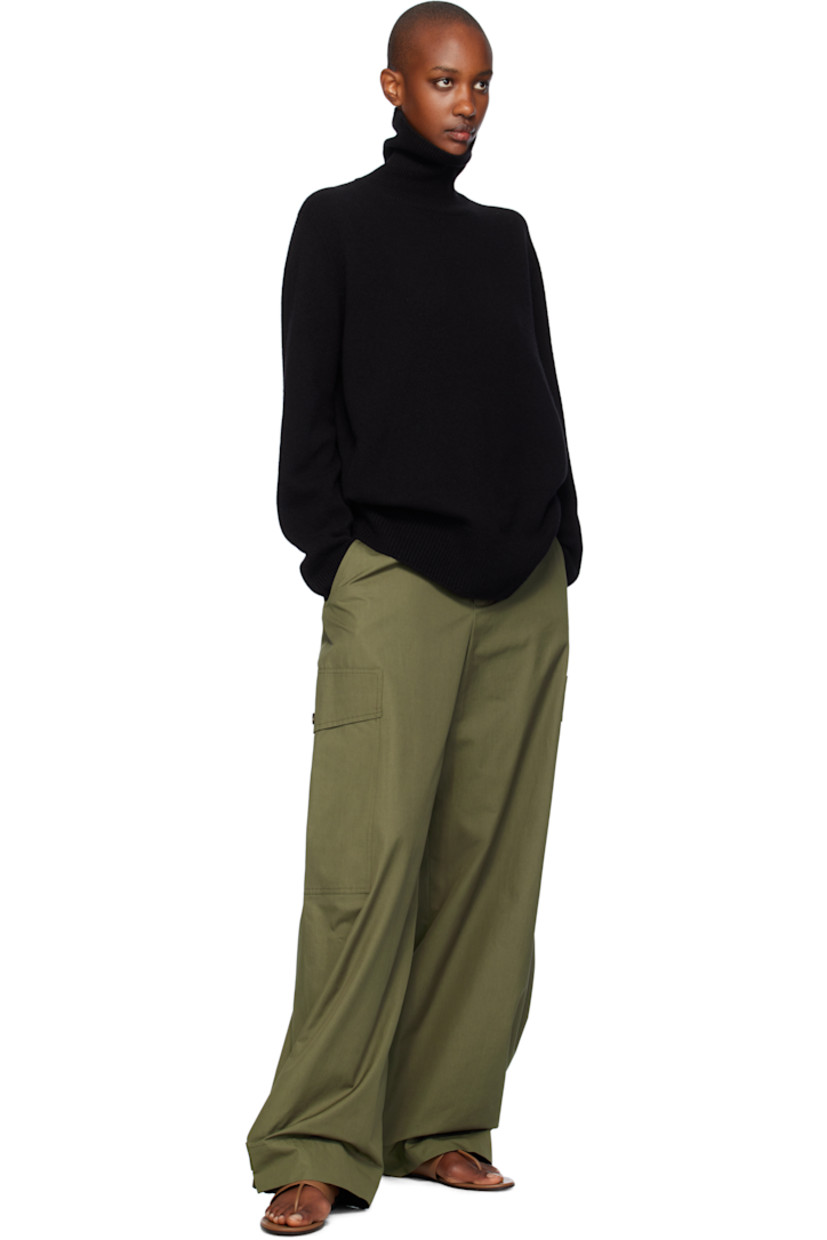 Water-repellent organic cotton gabardine trousers.

· Belt loops
· Four-pocket styling
· Zip-fly 
· Adjustable button tab at cuffs
· Concealed button fastening at inner cuffs
· Flap pocket at outseams
· Mock welt pockets at back

Part of the His & Hers collection.

Supplier color: Forest