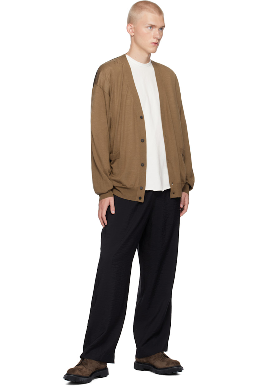 Crinkled viscose-blend crepon trousers.

· Concealed drawstring at elasticized waistband
· Two-pocket styling

Supplier color: Black