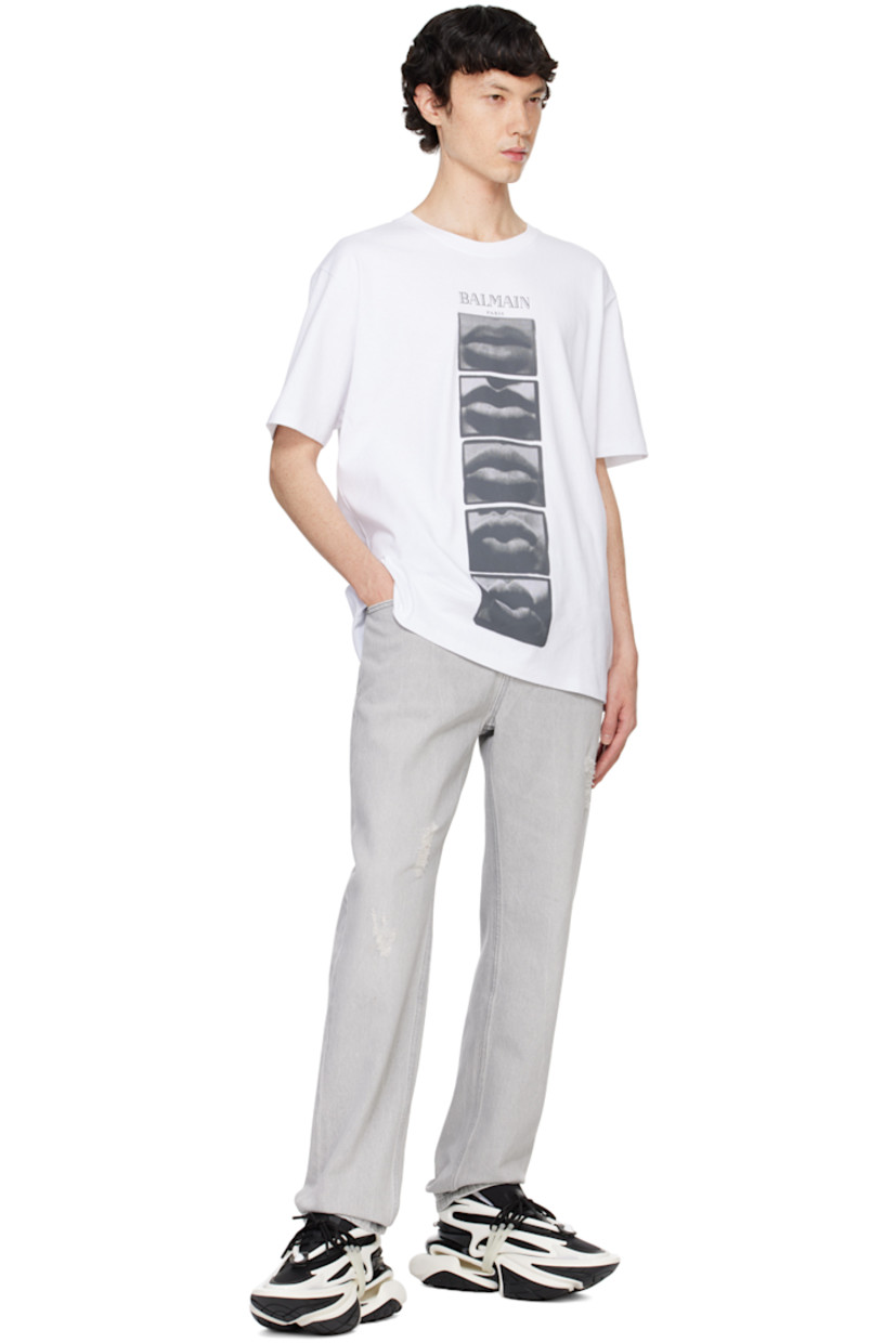 Organic cotton jersey T-shirt.

· Rib-knit crewneck
· Logo and graphics printed at front

Supplier color: White