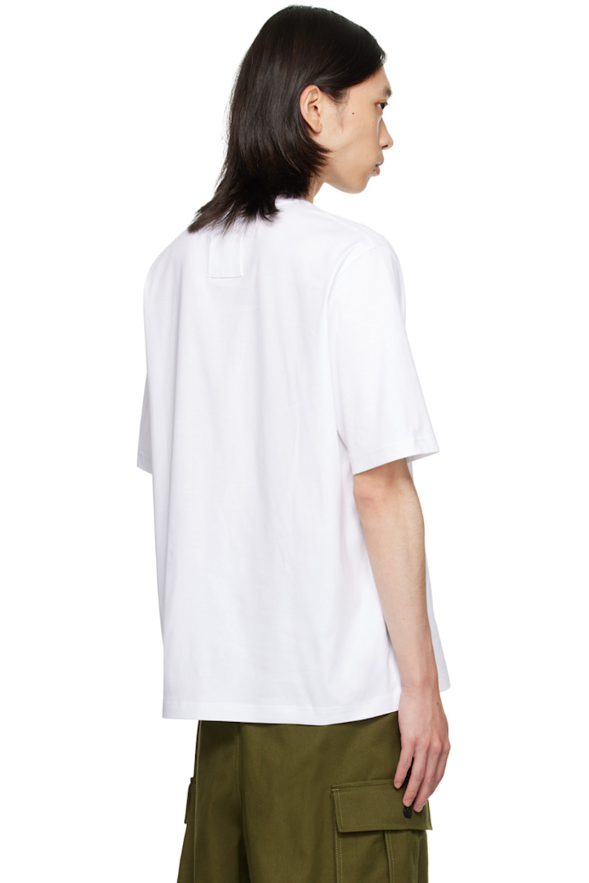 Cotton jersey T-shirt. 

· Rib knit crewneck
· Logo embroidered at chest
· Patch at back collar

Supplier color: Optic white