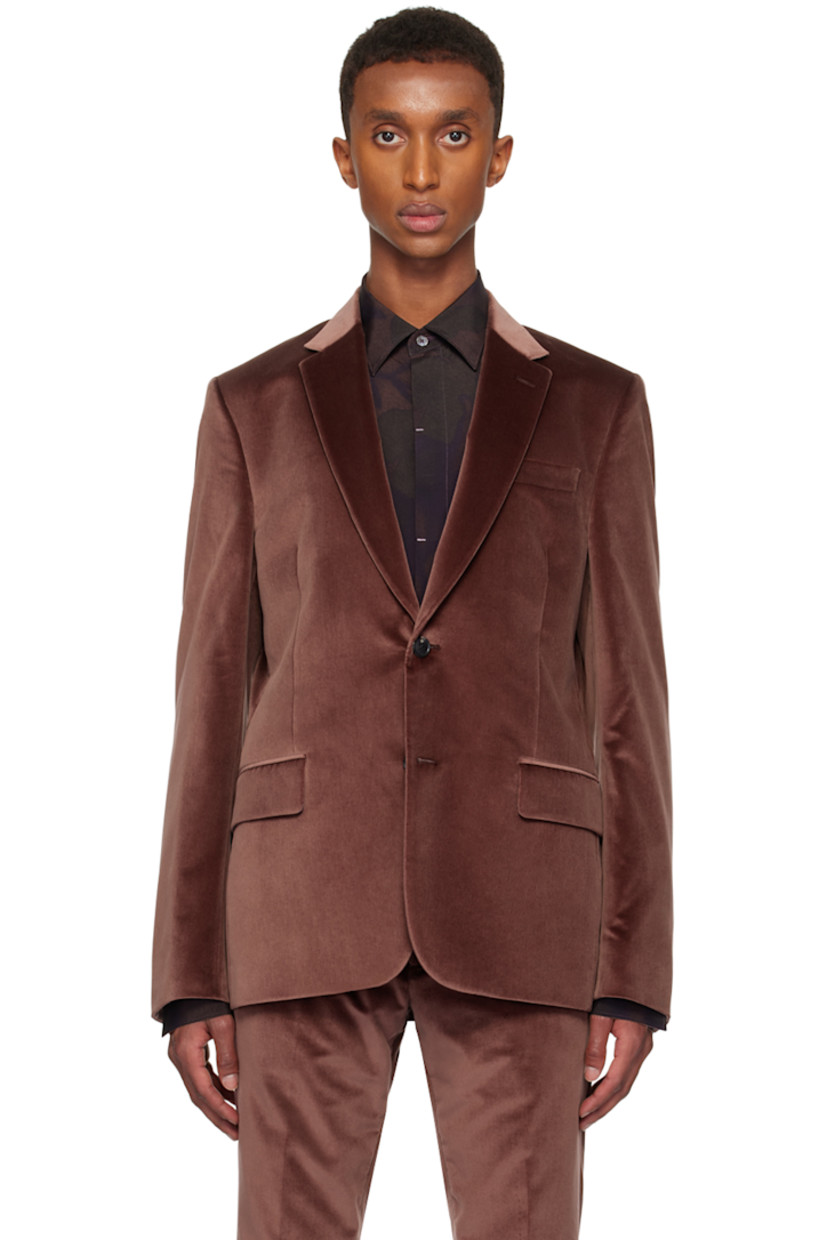 GOTS-certified organic cotton velvet blazer.

· Notched lapel
· Two-button closure
· Welt pocket at chest
· Flap pockets at front
· Darts at side seam
· Four-button surgeon's cuffs
· Welt pockets at interior
· Fully lined

Supplier color: Burgundy