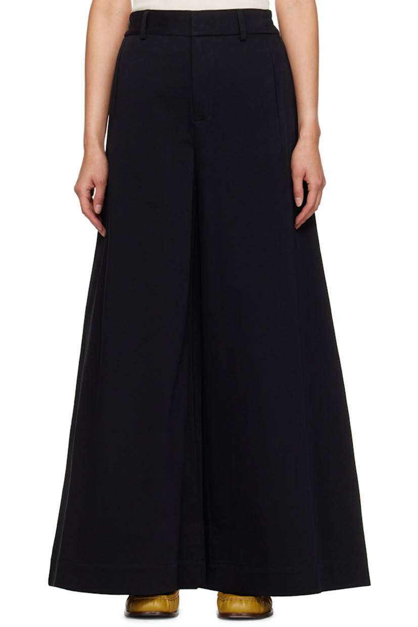 Wide-leg cotton twill trousers.

· Belt loops at partially elasticized waistband 
· Three-pocket styling 
· Zip-fly

Supplier color: Black