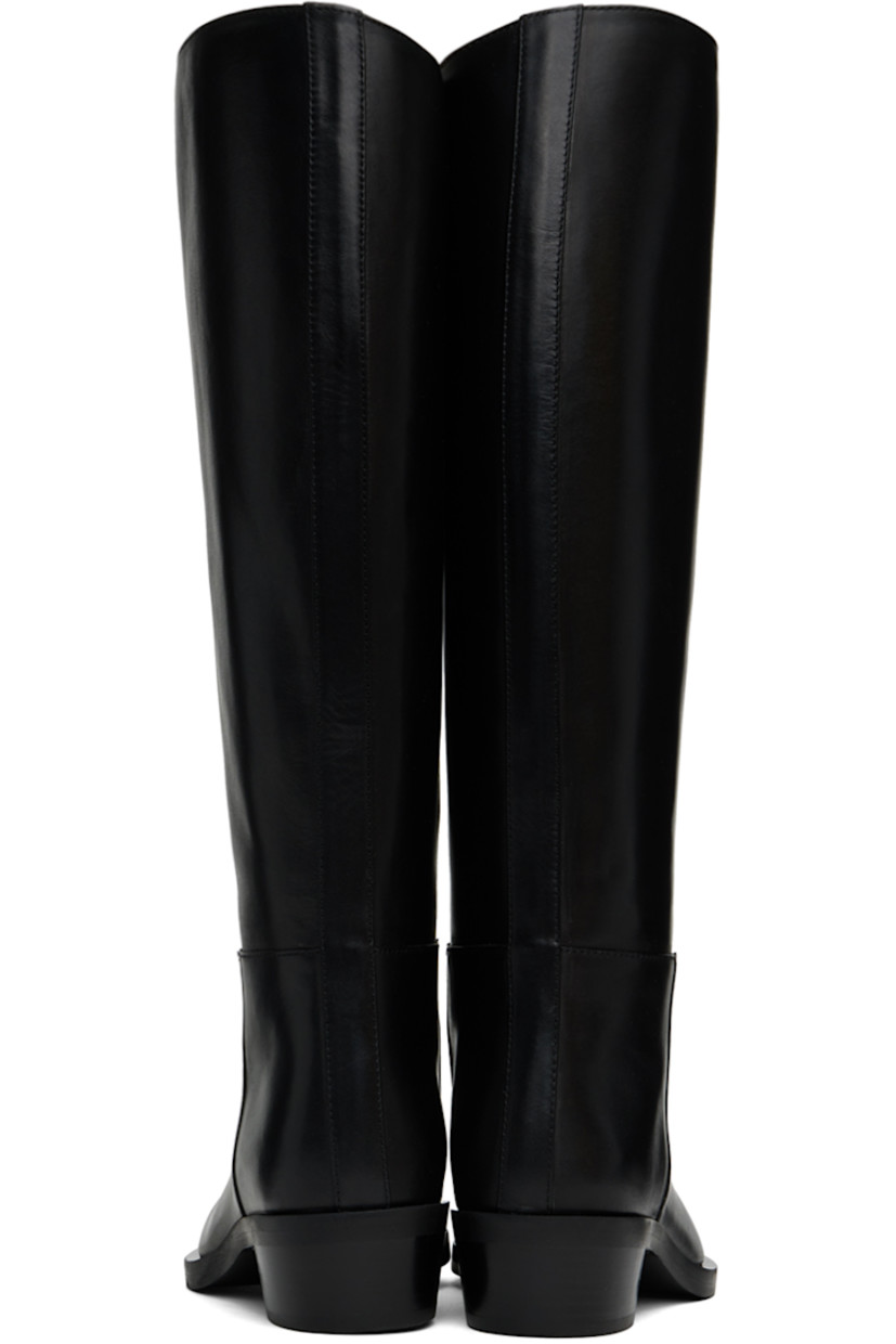 Knee-high buffed calfskin boots in black.

· Pointed square toe
· Buffed leather lining
· Stacked leather block heel with rubber injection
· Leather sole
· Heel: H1.5"

Supplier color: Black