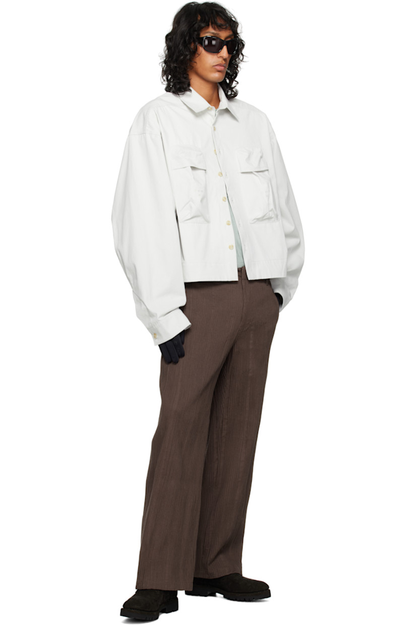 Cotton twill trousers. Hand-pinched seams throughout. 

· Belt loops
· Two-pocket styling
· Zip-fly

Supplier color: Wren