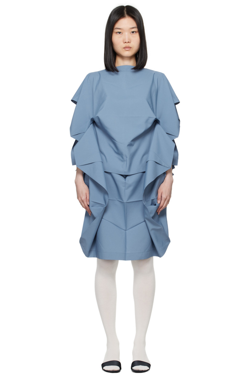 Recycled polyester canvas dress. Creases and draping throughout.

· Layered construction
· Boat neck
· Unlined

Supplier color: Blue