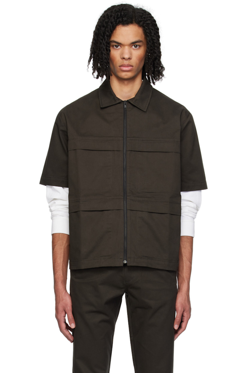 Cotton drill shirt.

· Spread collar
· Zip closure
· Flap pockets

Supplier color: Soil brown