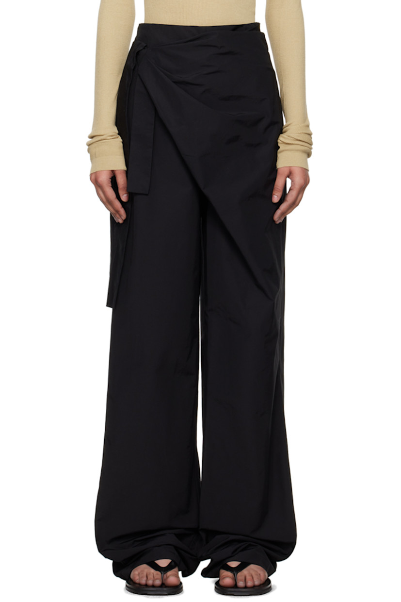Cotton- and nylon-blend taffeta trousers.

· High-rise
· Draping and knotted detailing at front
· Zip closure at side seam

Supplier color: Black