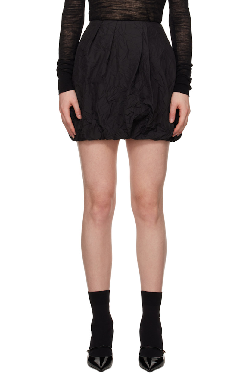 Crinkled polyester ripstop miniskirt. Gathering throughout.

· Concealed zip closure at outseam
· Full nylon taffeta lining

Supplier color: Black