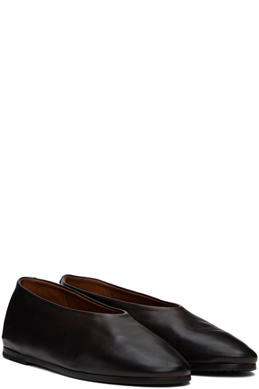 Grained leather ballerina flats in brown. 

· Logo embossed at padded footbed
· Buffed leather and suede lining
· Hand-painted leather sole with recycled rubber injection

Supplier color: Dark brown
