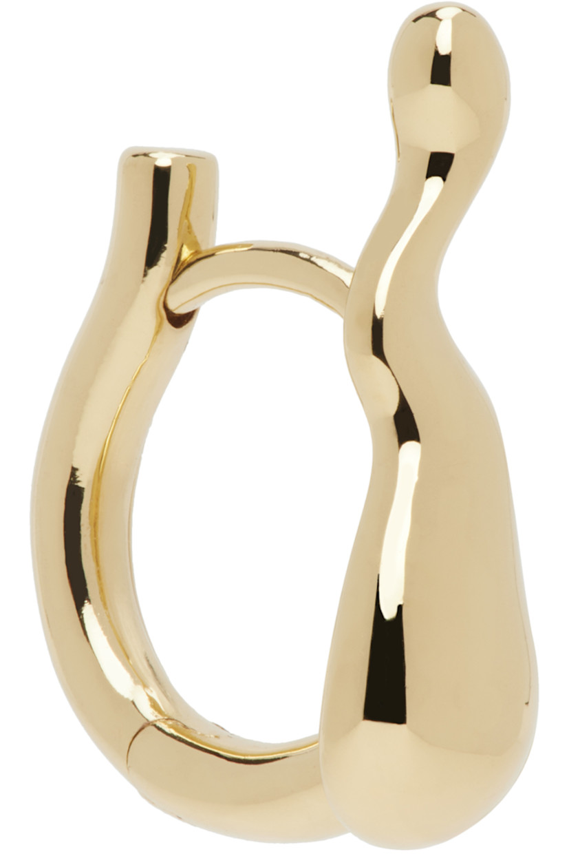 Single hoop earring in 18k gold-plated recycled sterling silver. 

· Graphic hardware at face
· Hinged-post fastening 
· H0.75" x W0.5"

Supplier color: Gold