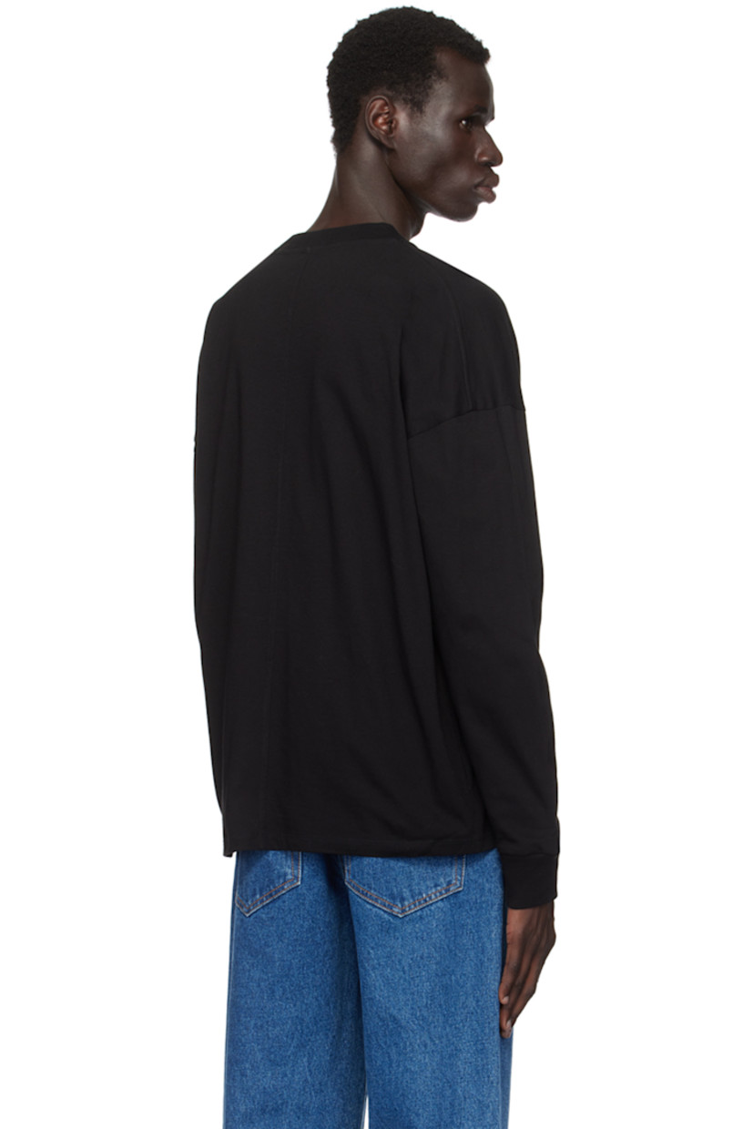 Cotton jersey T-shirt.

· Rib-knit mock neck and cuffs
· Dropped shoulders
· Central seam at back

Supplier color: Black
