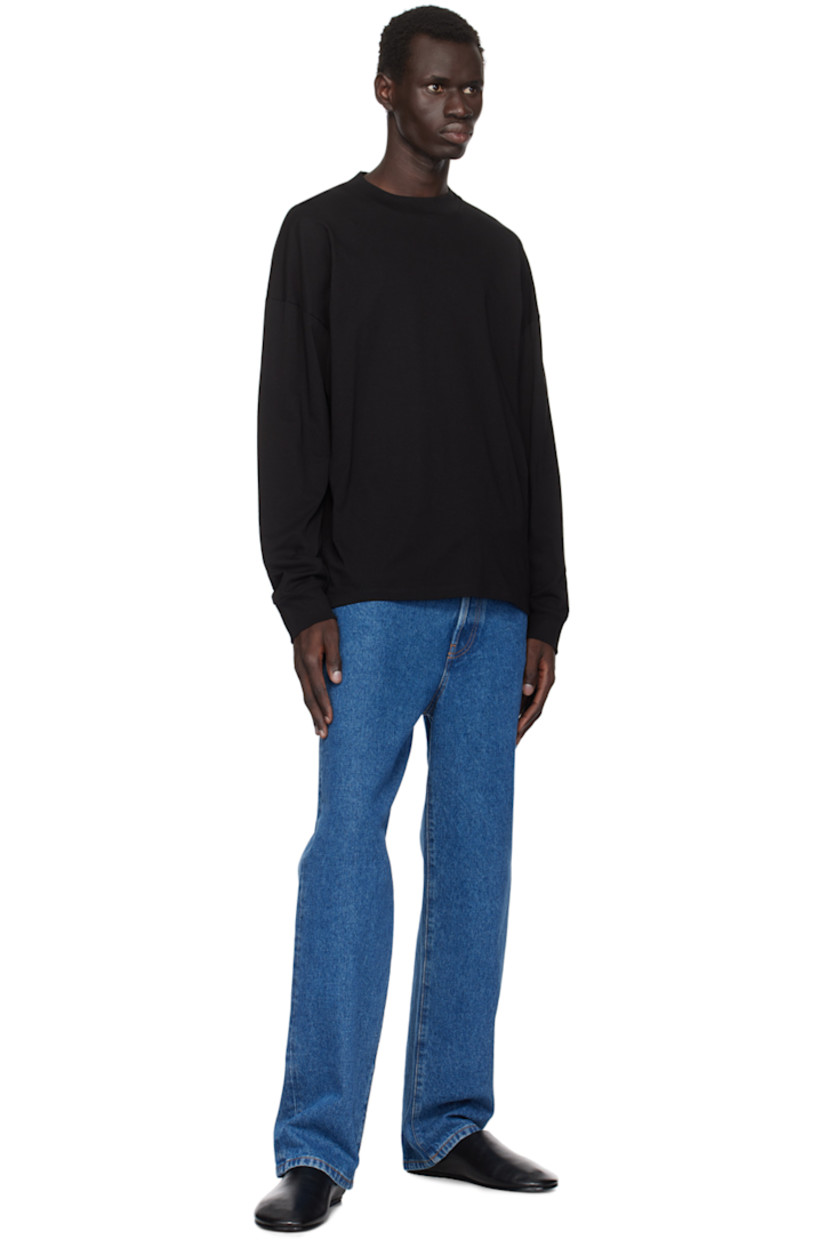 Cotton jersey T-shirt.

· Rib-knit mock neck and cuffs
· Dropped shoulders
· Central seam at back

Supplier color: Black