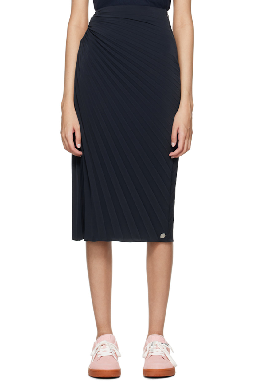 Polyester crepe skirt. Pleats and gathering throughout. 

· Cutout at waistband 
· Logo plaque at hem 
· Concealed zip closure at side seam 

Supplier color: Blue black
