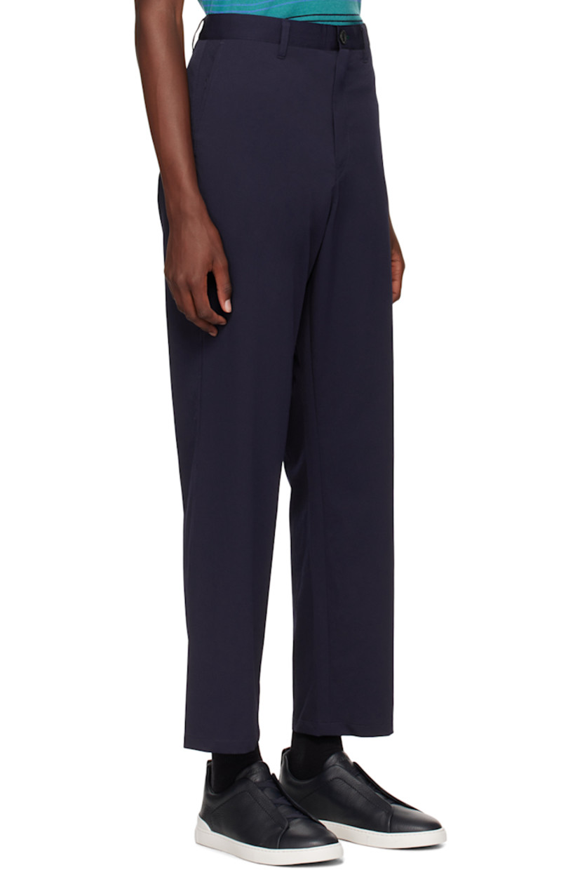Loose-fit stretch nylon seersucker trousers.

· Belt loops
· Four-pocket styling
· Zip-fly
· Unlined 

Supplier color: Navy
