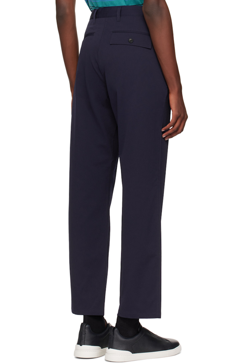 Loose-fit stretch nylon seersucker trousers.

· Belt loops
· Four-pocket styling
· Zip-fly
· Unlined 

Supplier color: Navy