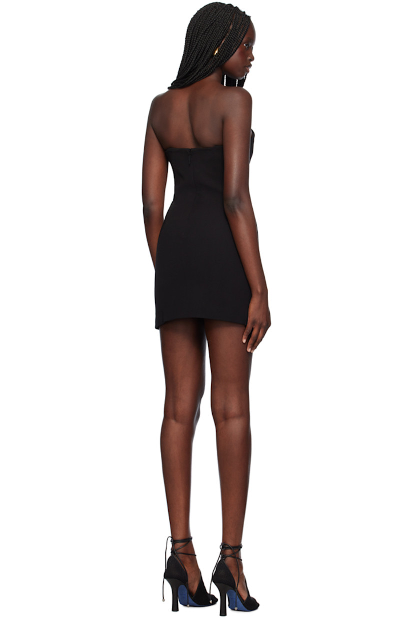 Polyester crepe dress.

· Straight neck
· Darts at chest
· Concealed zip closure at back
· Full recycled polyester sateen lining

Supplier color: Black