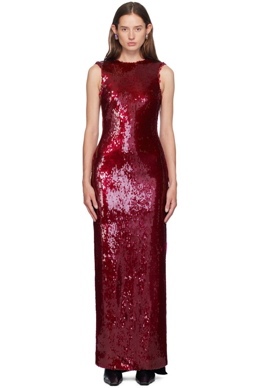 Sequinned dress.

· Scoop neck
· Zip closure at side seam
· Slit at side seam 
· Train at low back
· Full recycled polyester sateen lining

Supplier color: Rosso ciliegia