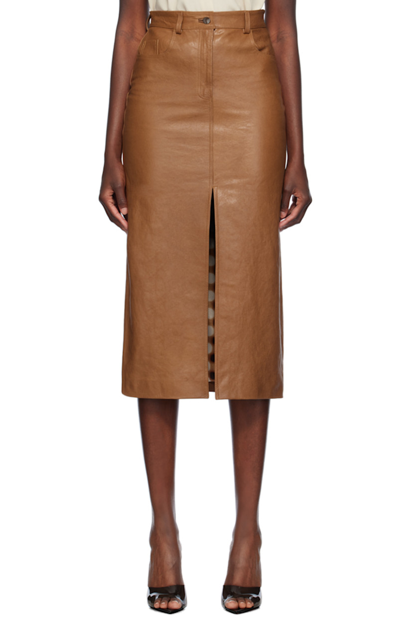 Grained leather skirt.

· Belt loops
· Five-pocket styling
· Zip-fly
· Central vent at front hem
· Full stretch twill lining

Supplier color: Cognac