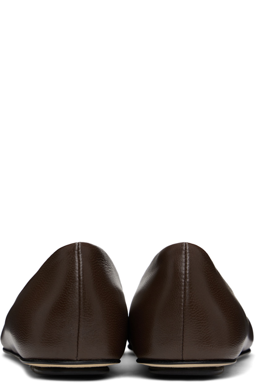 Nappa leather ballerina flats in brown.

· Square toe
· Cushioned insole
· Grained leather lining
· Rubber injection at heel
· Nubuck leather sole

Supplier color: Dark brown