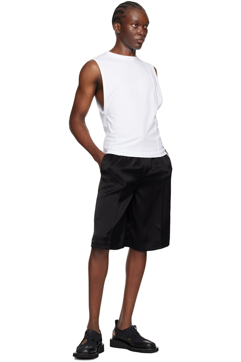 Stretch viscose jersey tank top.

· Rib knit crewneck
· Creased detailing at front and back
· Logo embroidered at back collar

Supplier color: White