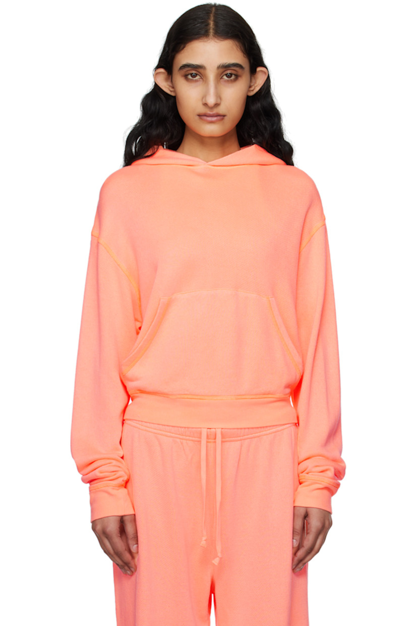 Lightweight French terry hoodie.

· Kangaroo pocket
· Rib knit hem and cuffs
· Dropped shoulders

Supplier color: Neon orange