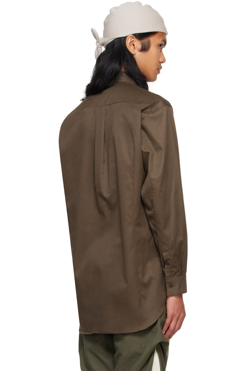 Cotton sateen shirt.

· Spread collar
· Button closure
· Graphic printed at front
· Droptail hem
· Pleated single-button barrel cuffs
· Box pleat at back yoke

Supplier color: Brown