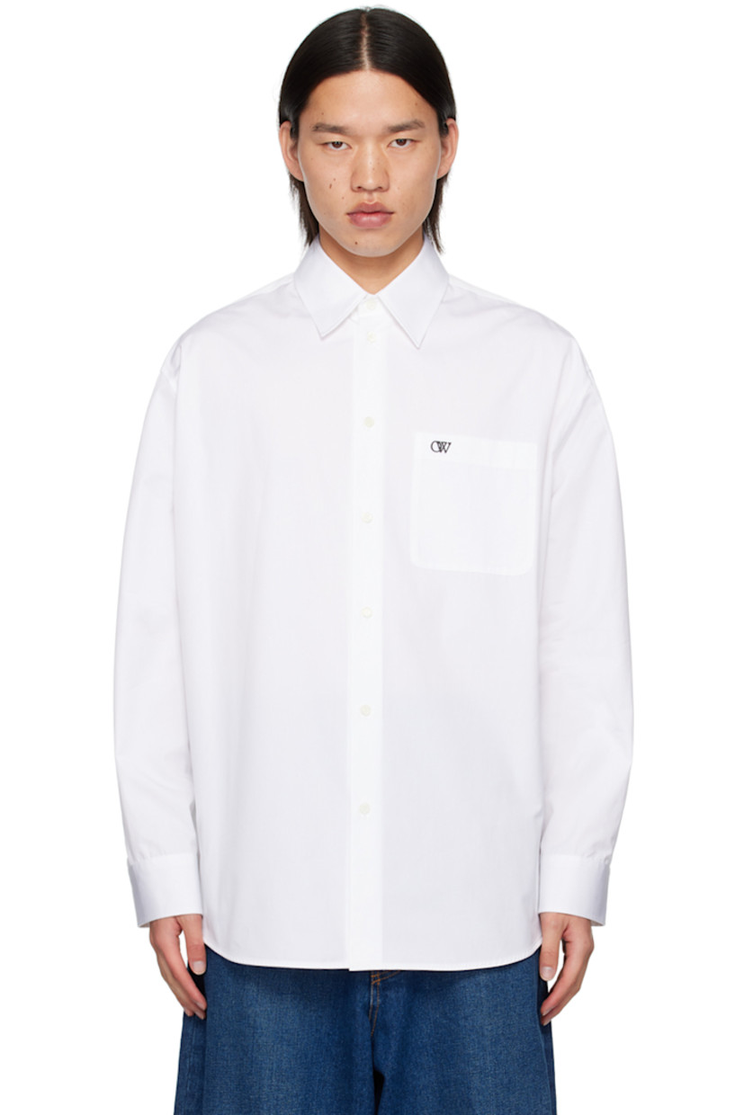 Cotton poplin shirt. 

· Spread collar
· Button closure
· Logo embroidered at chest
· Patch pocket 
· Shirttail hem
· Single-button barrel cuffs 
· Logo graphic embroidered at back

Supplier color: White/Black