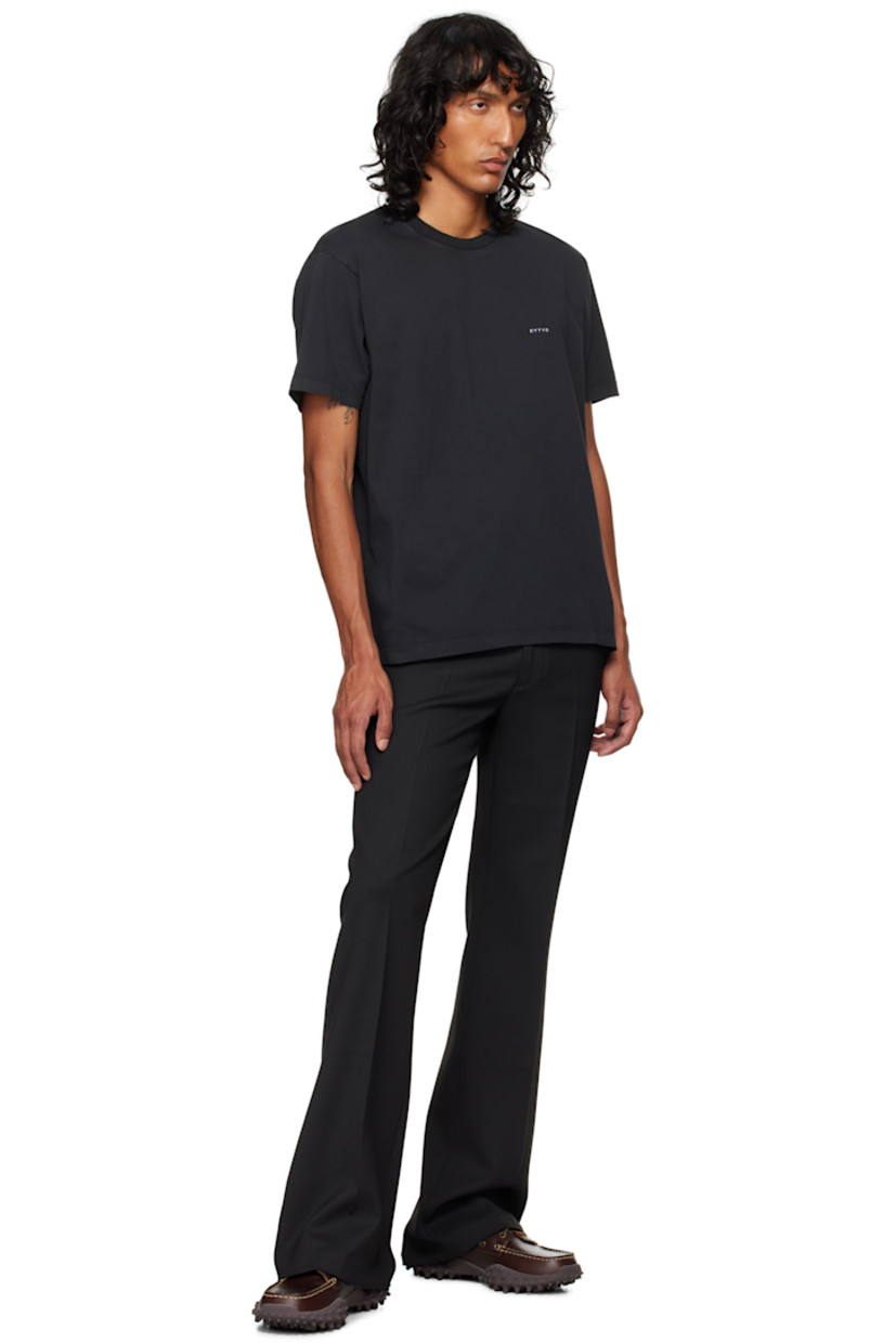 Relaxed-fit organic cotton jersey T-shirt.

· Layered rib-knit crewneck
· Logo printed at chest
· Logo flag at side seam

Supplier color: Black