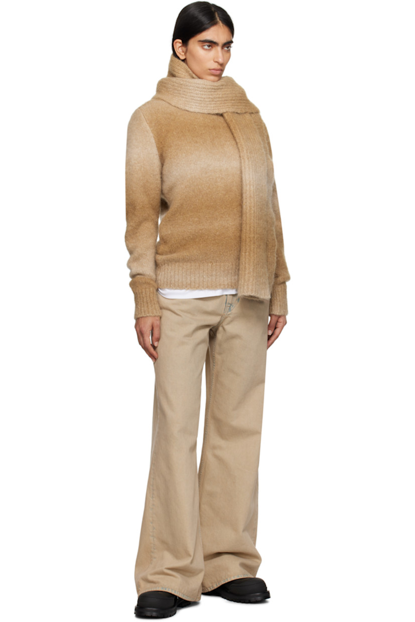 Brushed knit alpaca-blend scarf in tan. 

· Gradient effect throughout
· L72" x W10"

Supplier color: Tan