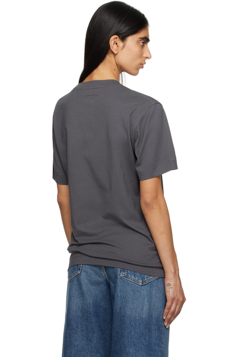 Organic cotton jersey T-shirt.

· Rib-knit crewneck
· Text printed at front

Supplier color: Anthracite