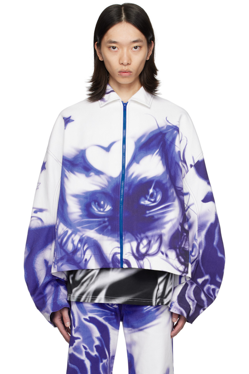 Oversized non-stretch denim jacket. Graphic airbrushed throughout.

· Spread collar
· Zip closure
· Seam pockets
· Inset elasticized cuffs
· Contrast stitching in blue

Supplier color: White/Blue
