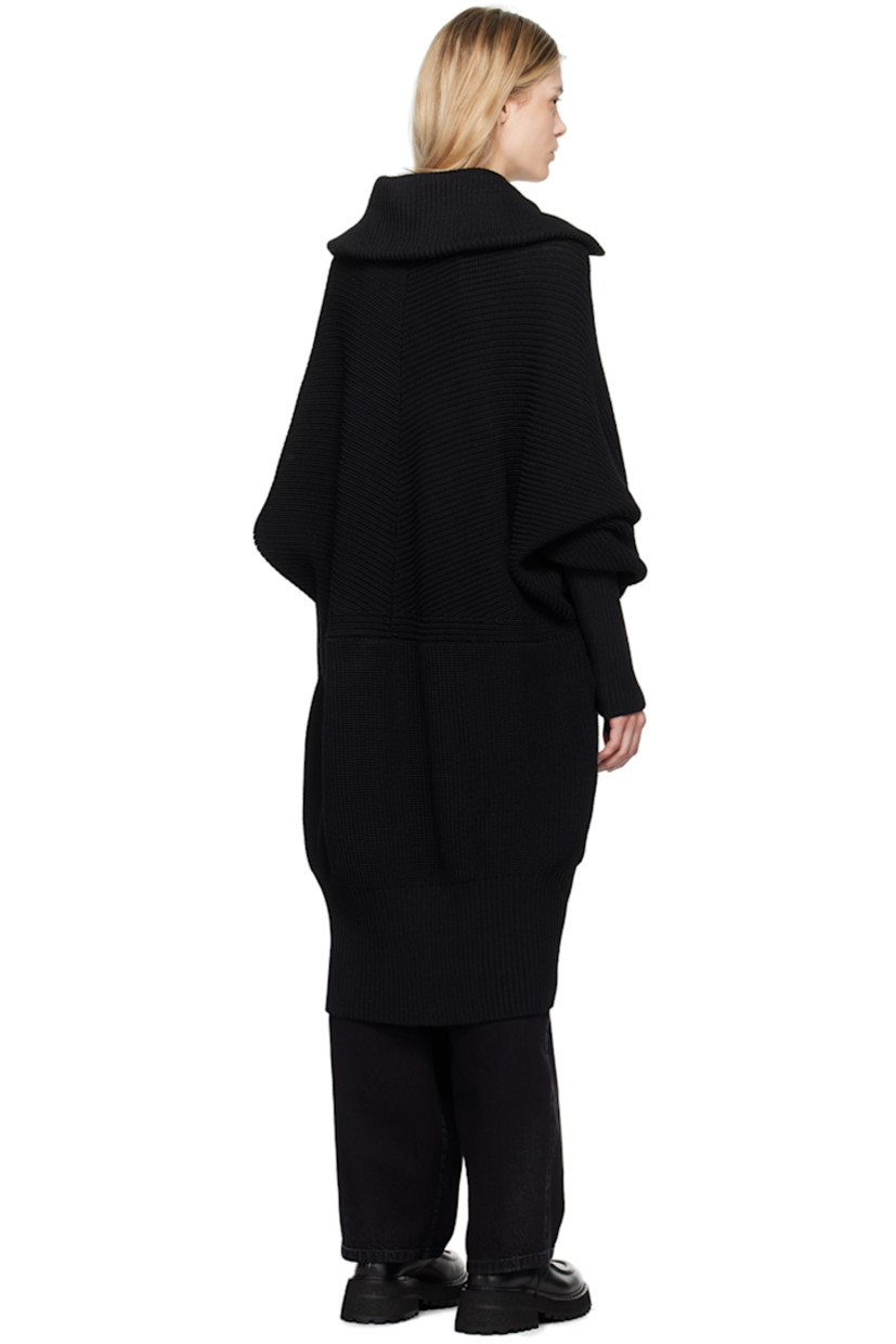 Rib knit wool cardigan.

· Turtleneck
· Two-way zip closure 
· Seam pockets
· Dropped shoulders

Supplier color: Black