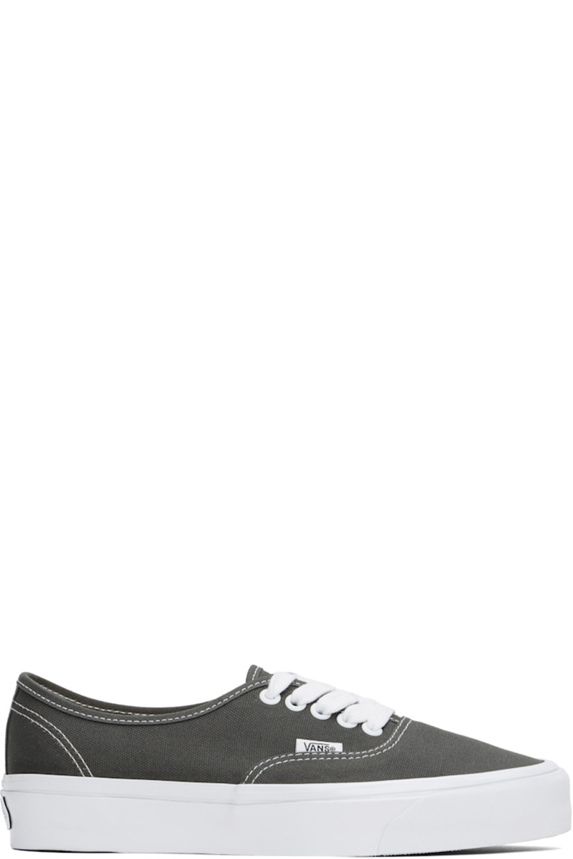 Low-top 8 oz canvas sneakers in gray.

· Lace-up closure
· Logo flag at outer side
· Padded Sola ADC foam footbed
· Rubberized logo patch at heel midsole
· Treaded rubber sole
· Contrast stitching in white

Supplier color: Gunmetal