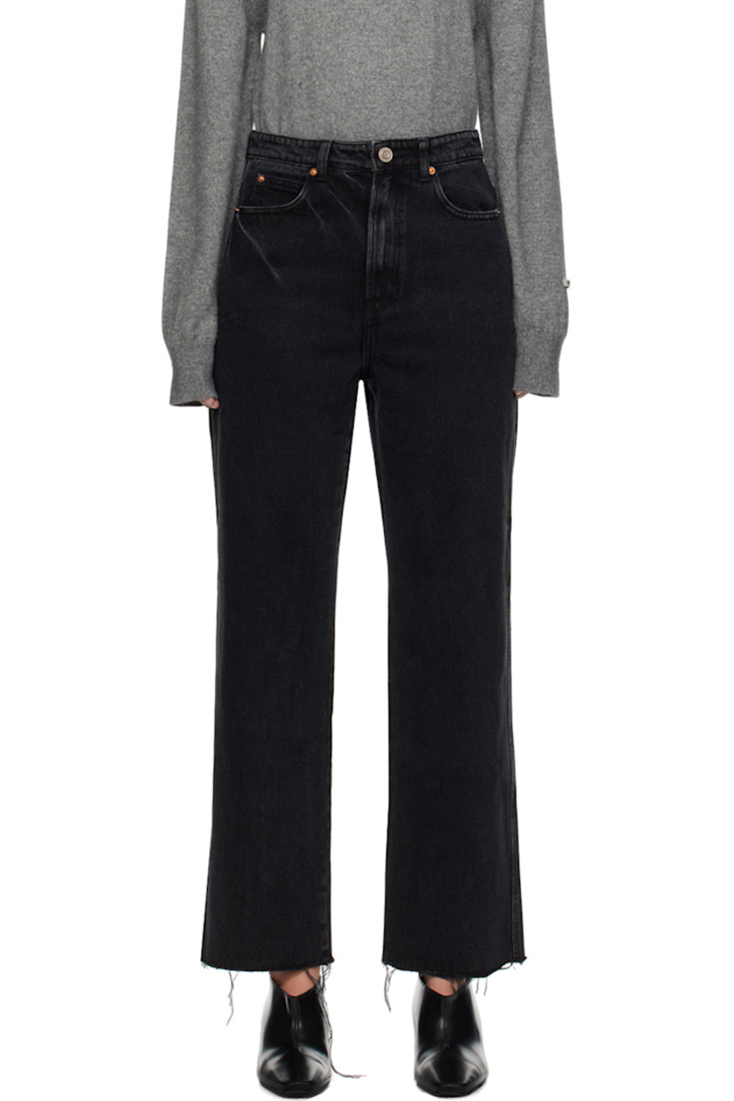 Relaxed-fit non-stretch denim jeans. Fading throughout. 

· Belt loops
· Five-pocket styling
· Zip-fly 
· Raw edge at cuffs 
· Leather logo patch at back waistband
· Logo-engraved silver- and copper-tone hardware

Supplier color: Black