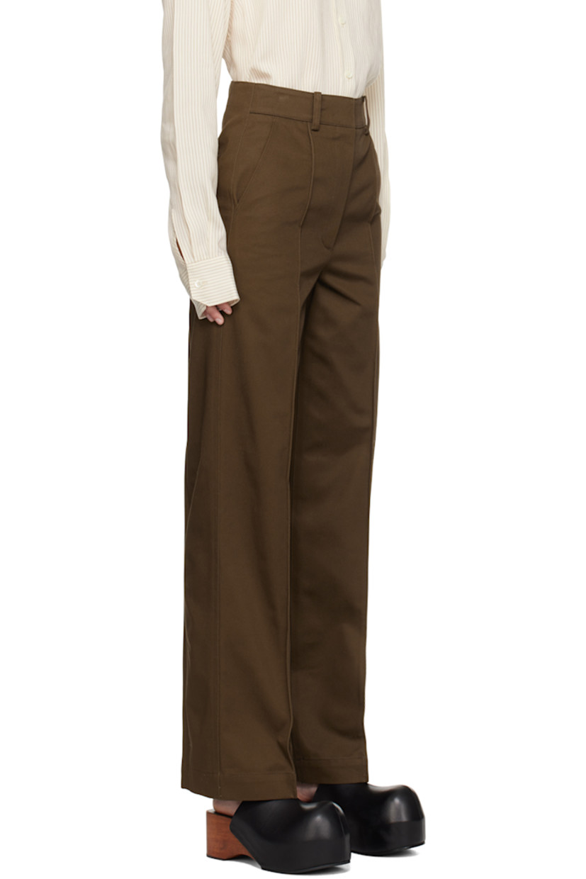 Straight-leg cotton twill trousers.

· Belt loops 
· Three-pocket styling
· Zip-fly
· Pinched seams at legs

Supplier color: Vintage brown