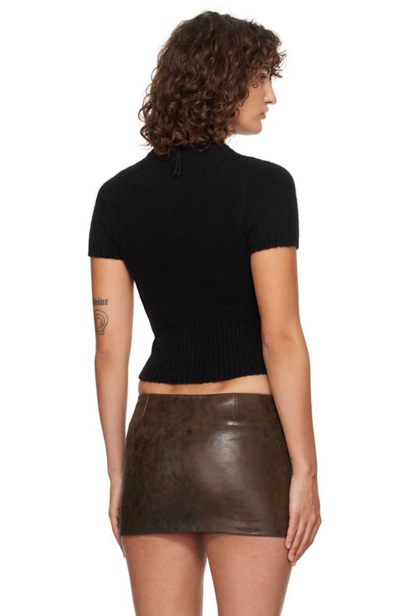Knit stretch wool-blend T-shirt. Rib-knit crewneck, hem, and cuffs.

Supplier color: Black