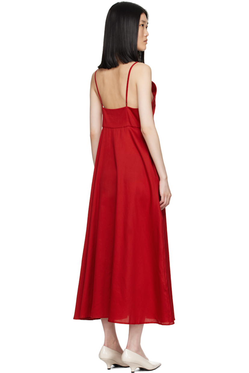 A-line cotton sateen dress.

· Plunging V-neck
· Darts at cups
· Seam pockets
· Adjustable spaghetti straps
· Low back
· Partially lined

Supplier color: Red