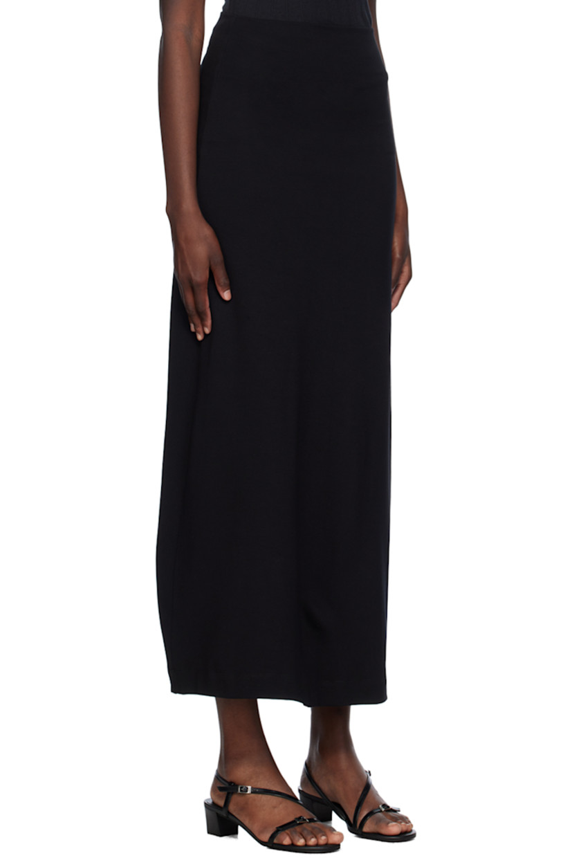 Stretch viscose-blend ponte jersey skirt.

· High-rise
· Flared hem

Supplier color: Black