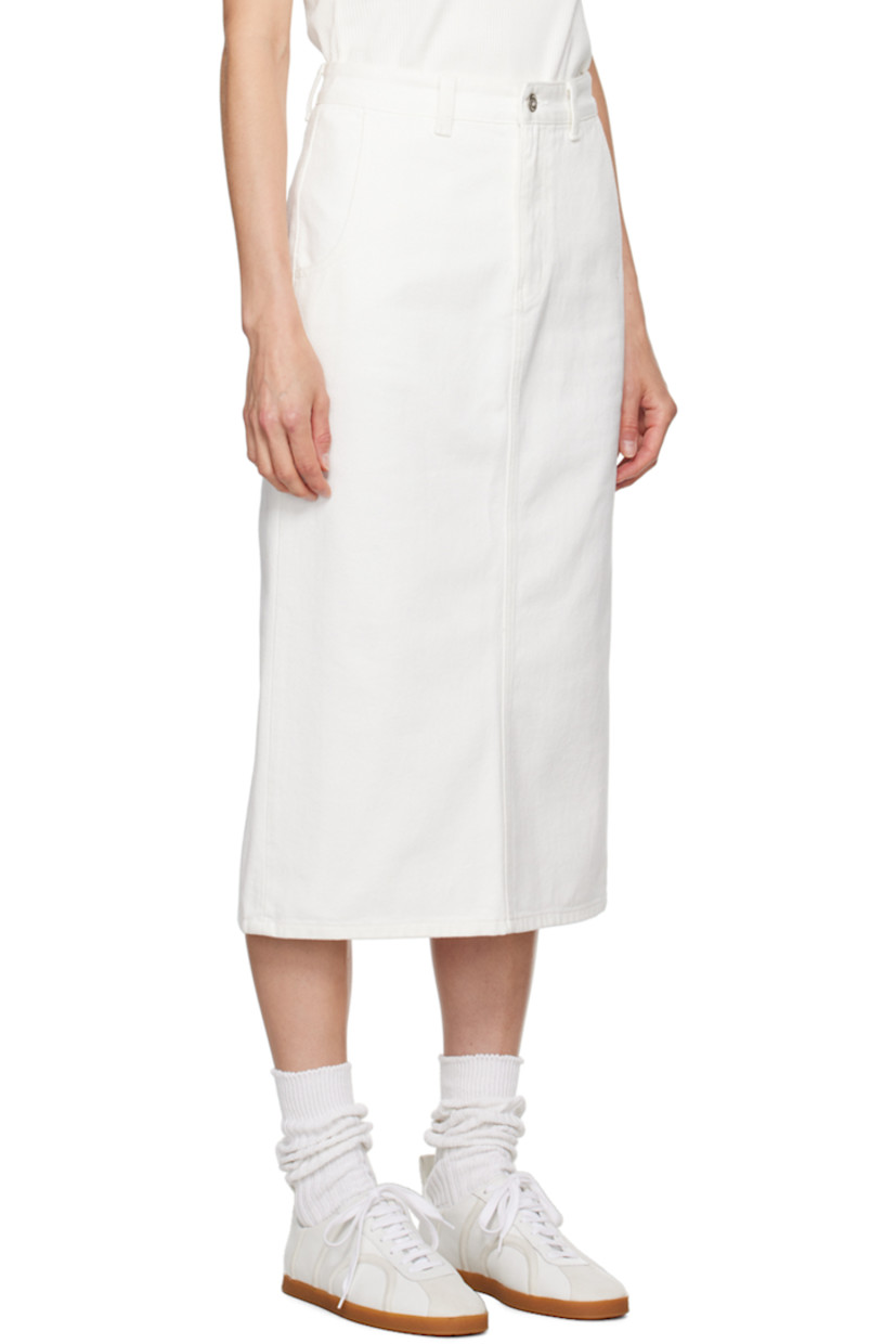 Non-stretch denim skirt.

· Belt loops
· Four-pocket styling
· Zip-fly
· Leather logo patch at back waistband
· Central slit at back hem
· Logo-engraved silver-tone hardware

Supplier color: White
